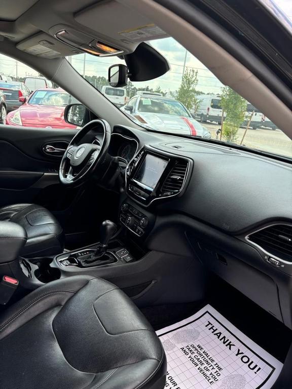 used 2019 Jeep Cherokee car, priced at $13,995