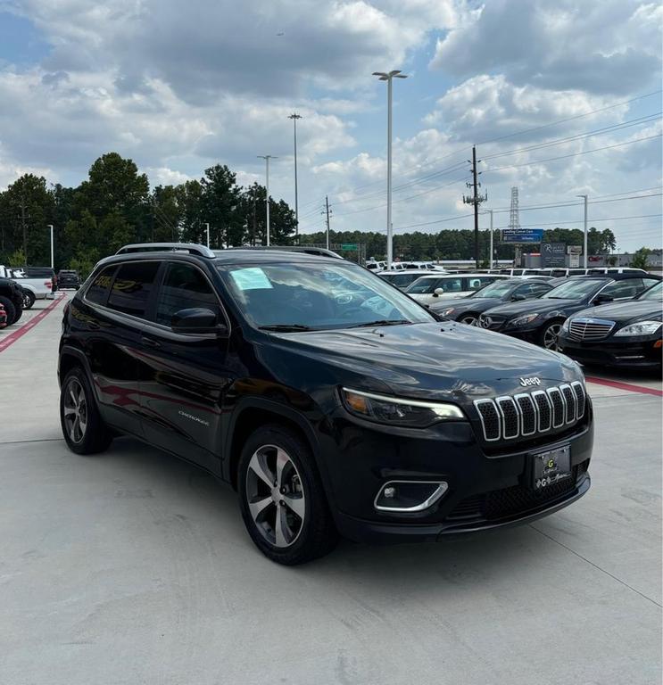used 2019 Jeep Cherokee car, priced at $13,995