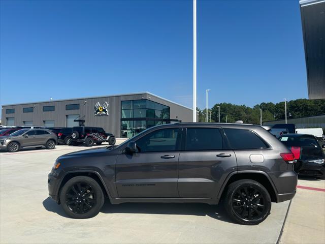 used 2018 Jeep Grand Cherokee car, priced at $12,995