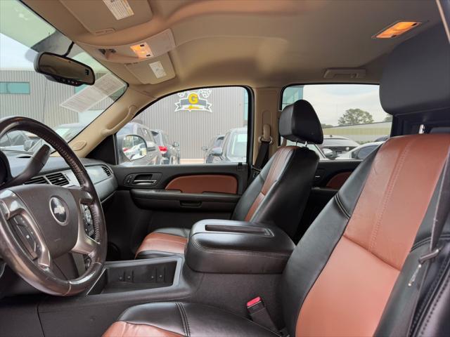 used 2007 Chevrolet Avalanche car, priced at $8,995