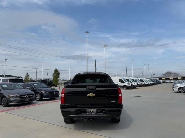 used 2007 Chevrolet Avalanche car, priced at $8,995