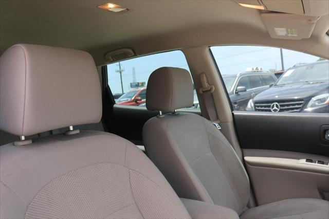 used 2014 Nissan Rogue Select car, priced at $9,995