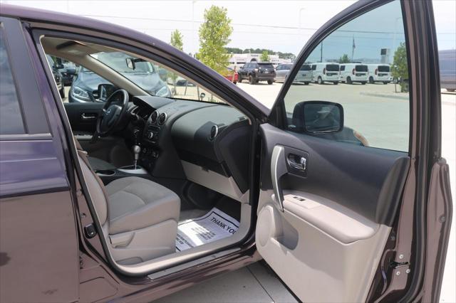 used 2014 Nissan Rogue Select car, priced at $9,995