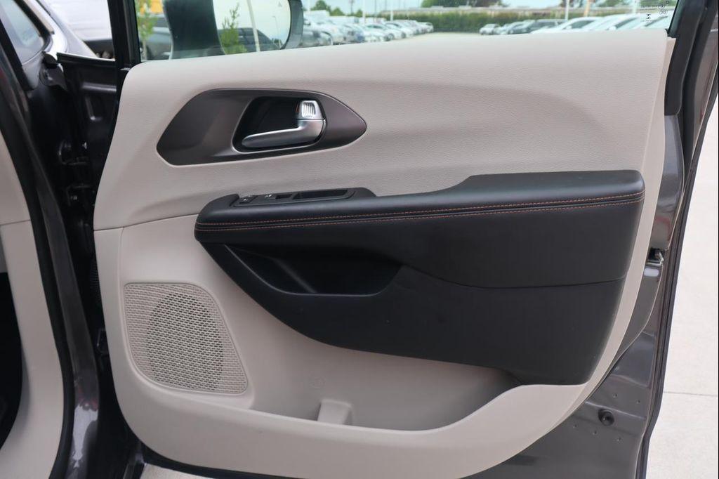 used 2020 Chrysler Pacifica car, priced at $14,995