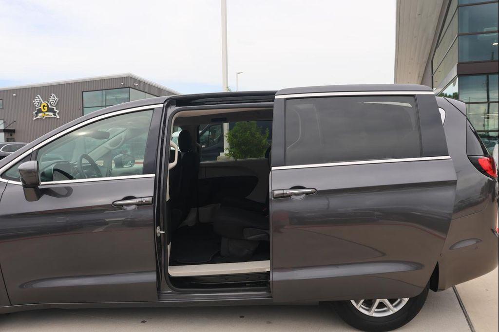 used 2020 Chrysler Pacifica car, priced at $14,995