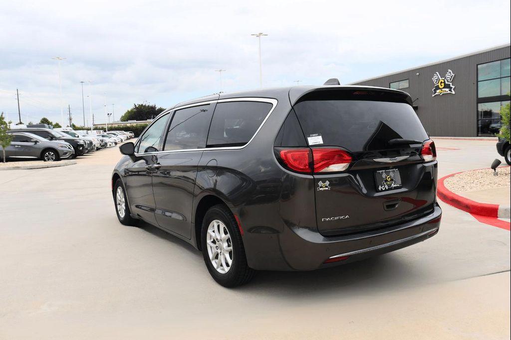 used 2020 Chrysler Pacifica car, priced at $14,995