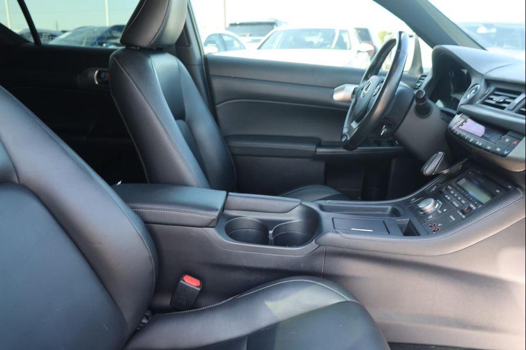 used 2016 Lexus CT 200h car, priced at $18,995