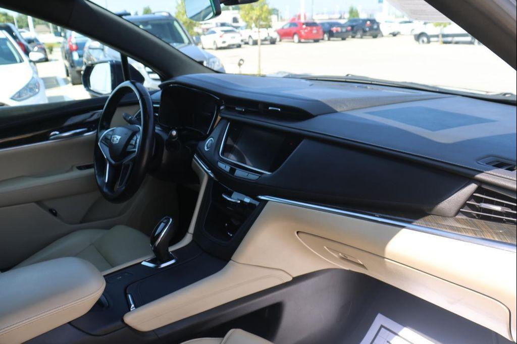 used 2017 Cadillac XT5 car, priced at $16,995