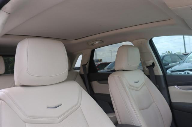 used 2018 Cadillac XT5 car, priced at $13,995