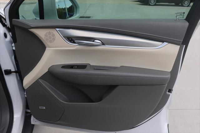 used 2018 Cadillac XT5 car, priced at $13,995