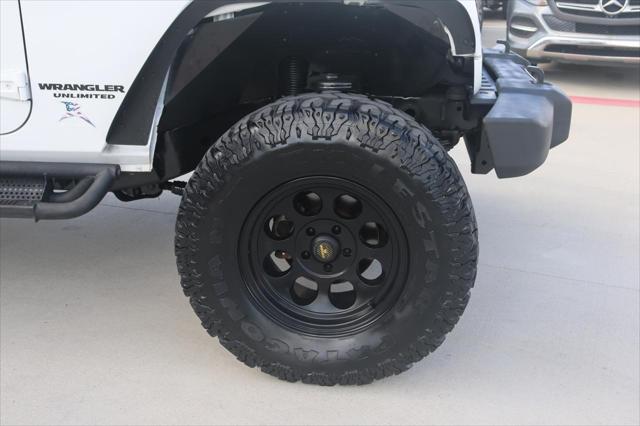 used 2012 Jeep Wrangler Unlimited car, priced at $15,995