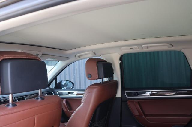used 2016 Volkswagen Touareg car, priced at $12,995