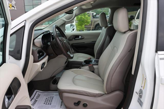 used 2017 Chrysler Pacifica car, priced at $12,995