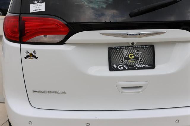 used 2017 Chrysler Pacifica car, priced at $12,995