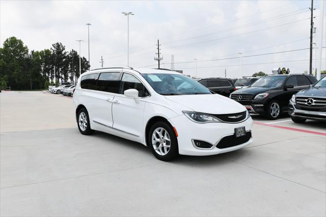 used 2017 Chrysler Pacifica car, priced at $12,995