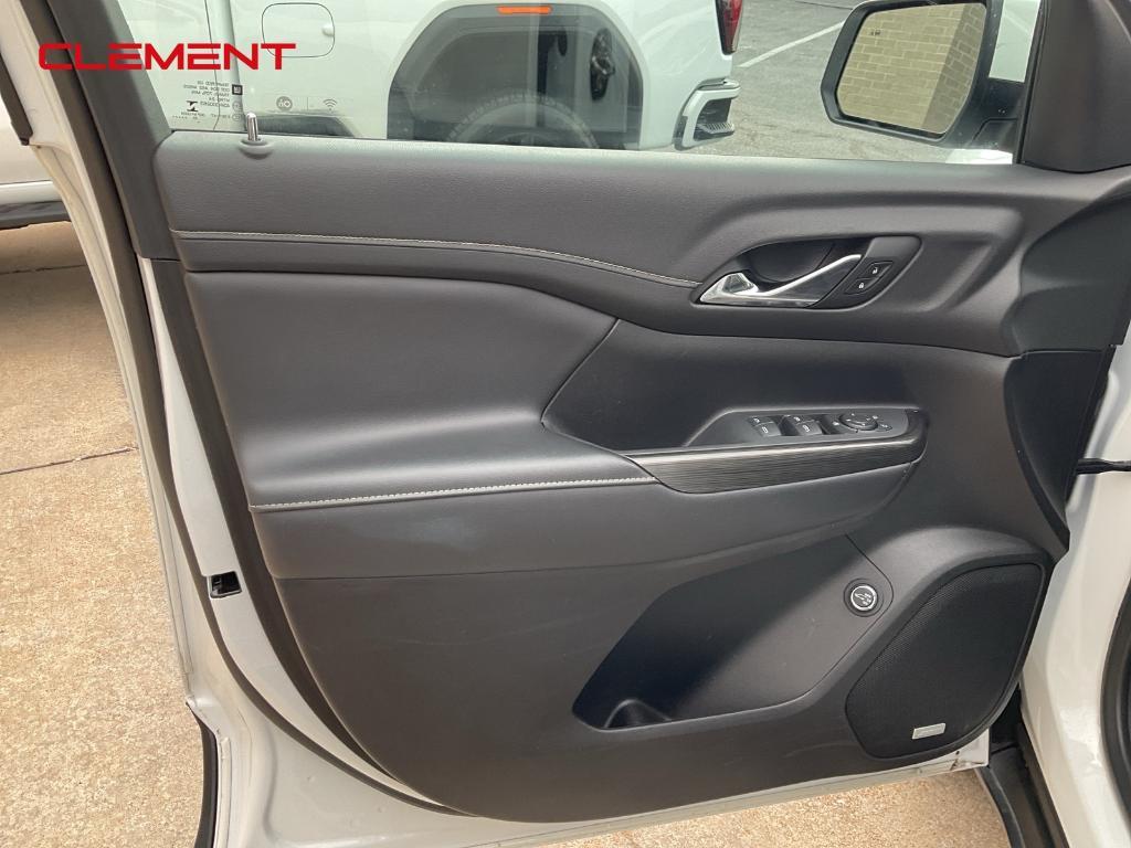 used 2023 GMC Acadia car, priced at $26,222