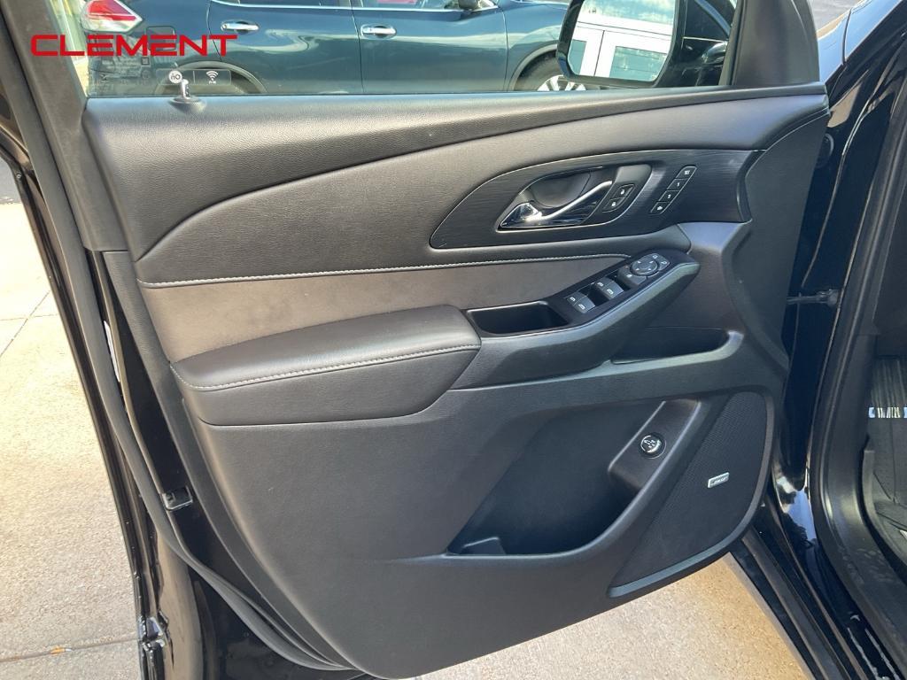 used 2020 Chevrolet Traverse car, priced at $22,500