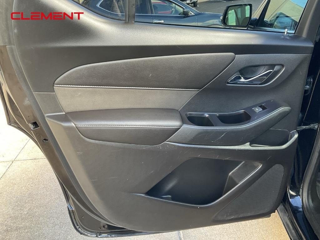used 2020 Chevrolet Traverse car, priced at $22,500
