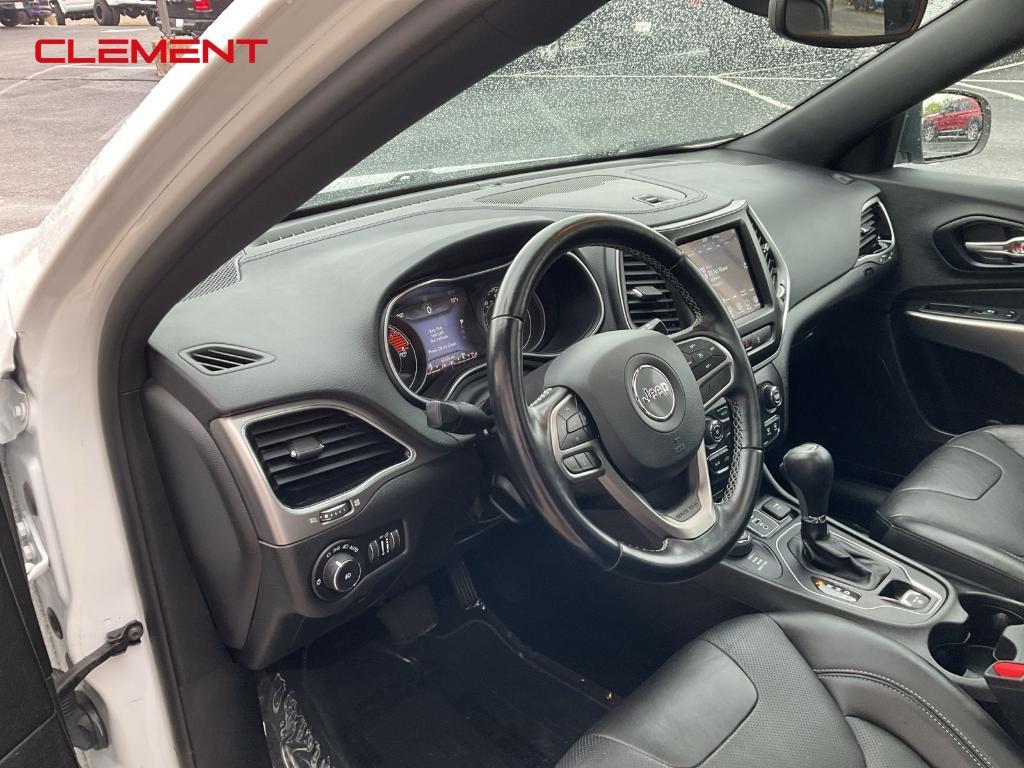used 2021 Jeep Cherokee car, priced at $20,884