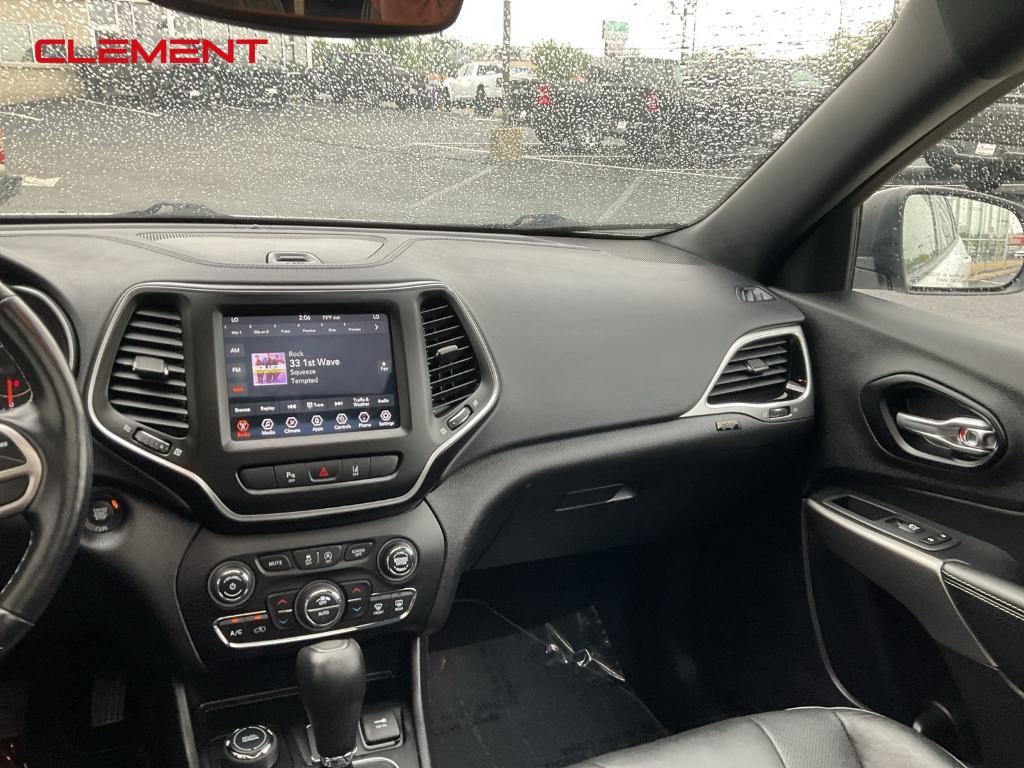 used 2021 Jeep Cherokee car, priced at $20,884