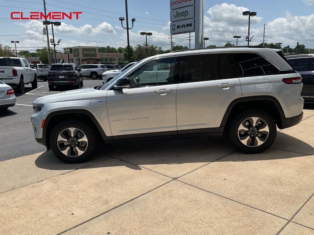used 2022 Jeep Grand Cherokee 4xe car, priced at $31,000