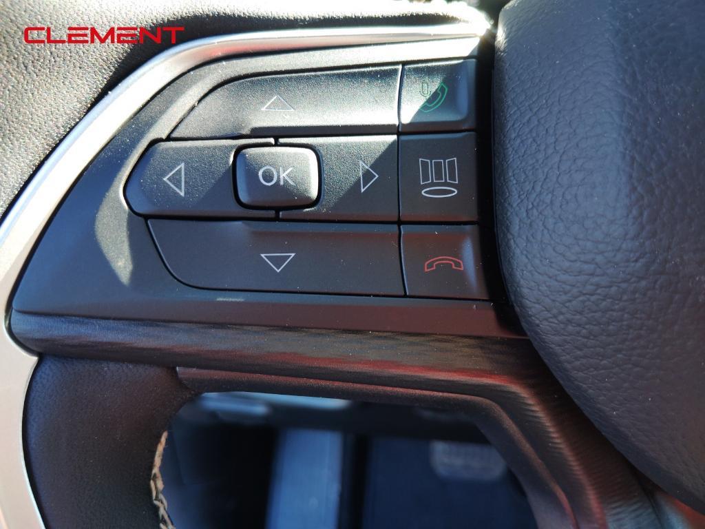 new 2025 Jeep Grand Cherokee L car, priced at $38,700
