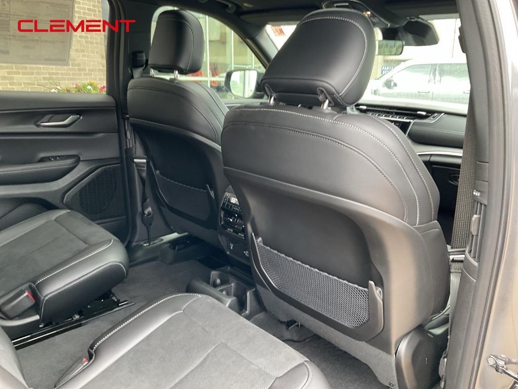 new 2025 Jeep Grand Cherokee L car, priced at $40,860