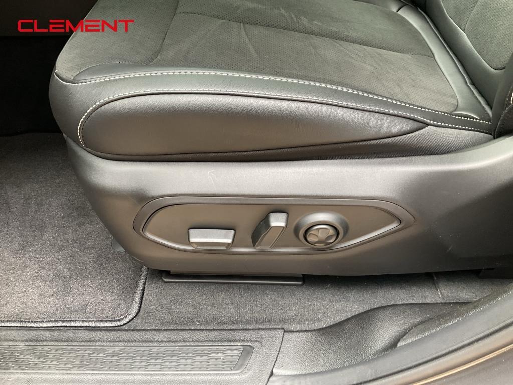 new 2025 Jeep Grand Cherokee L car, priced at $40,860