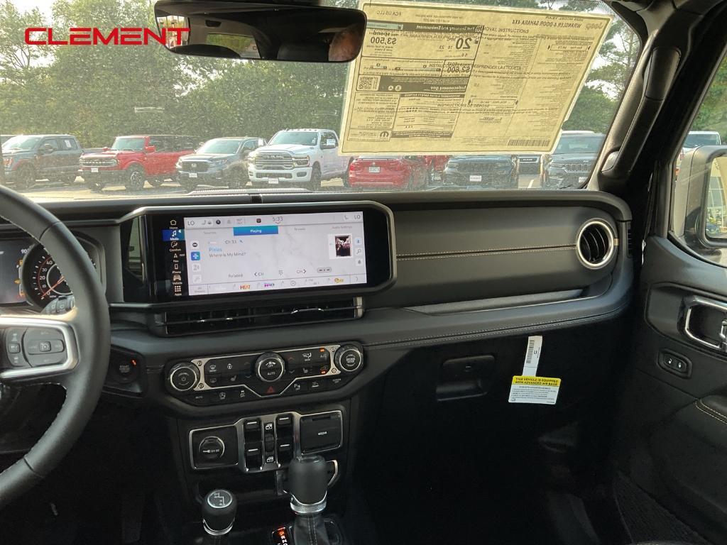 new 2025 Jeep Wrangler car, priced at $54,302