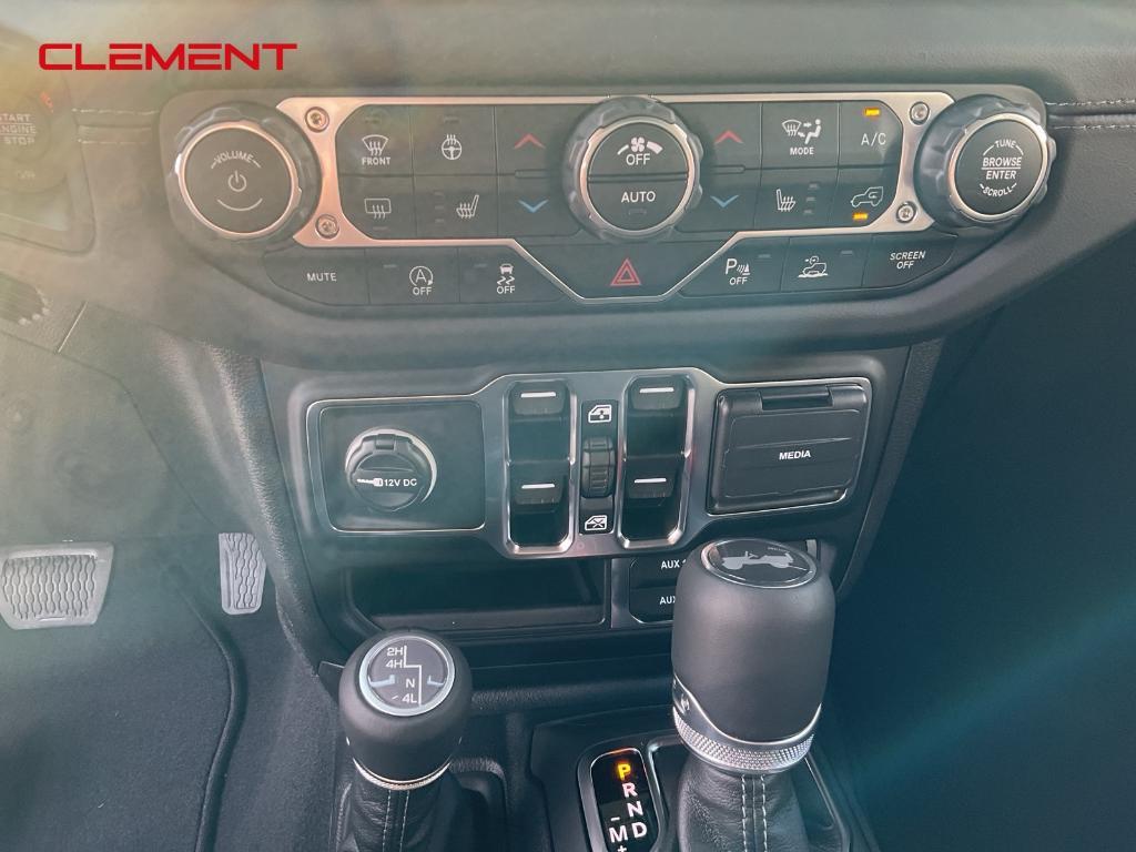new 2025 Jeep Wrangler car, priced at $54,302