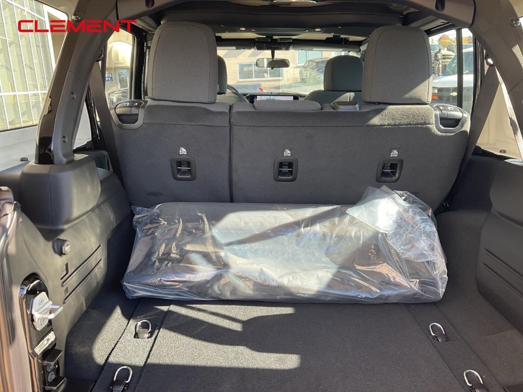 new 2026 Jeep Wrangler car, priced at $43,310