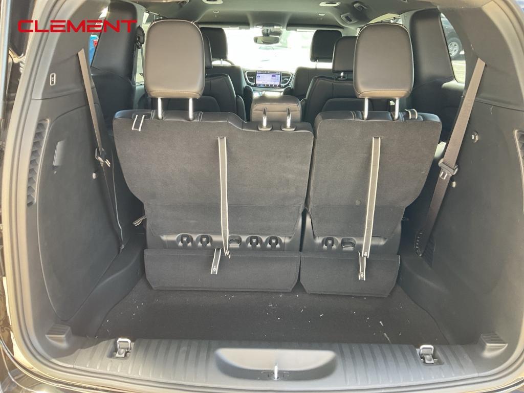 new 2025 Chrysler Pacifica car, priced at $40,252