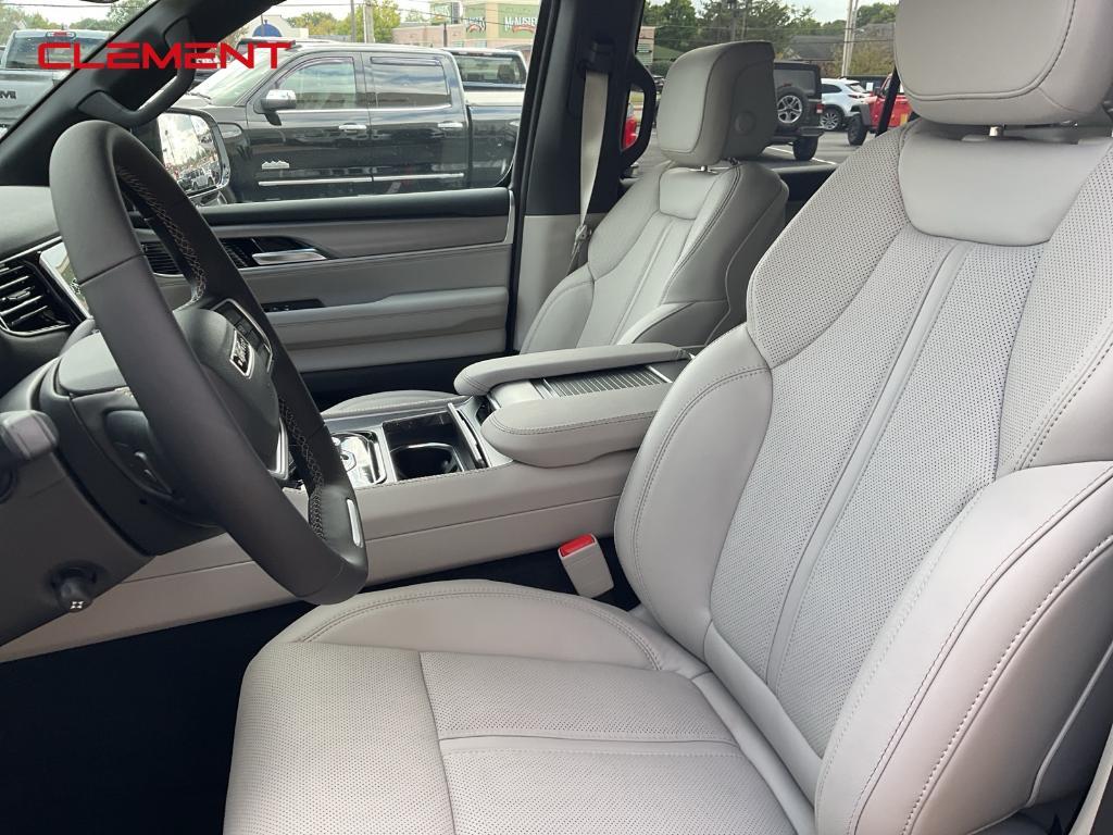 new 2025 Jeep Wagoneer car, priced at $69,549