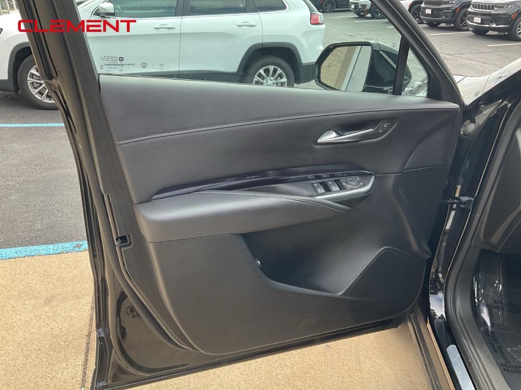used 2023 Cadillac XT4 car, priced at $28,600