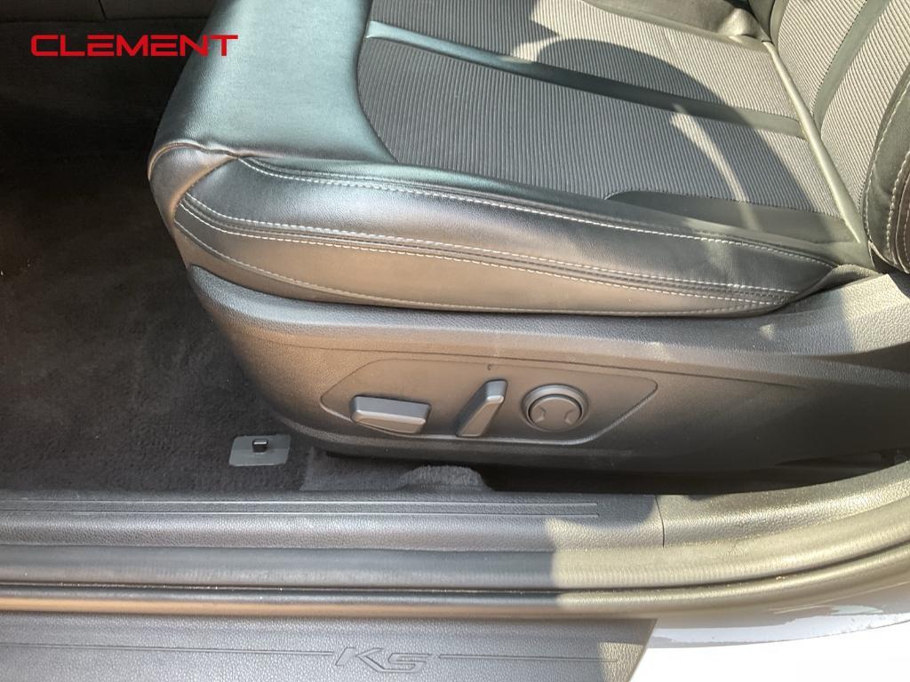 used 2022 Kia K5 car, priced at $25,500