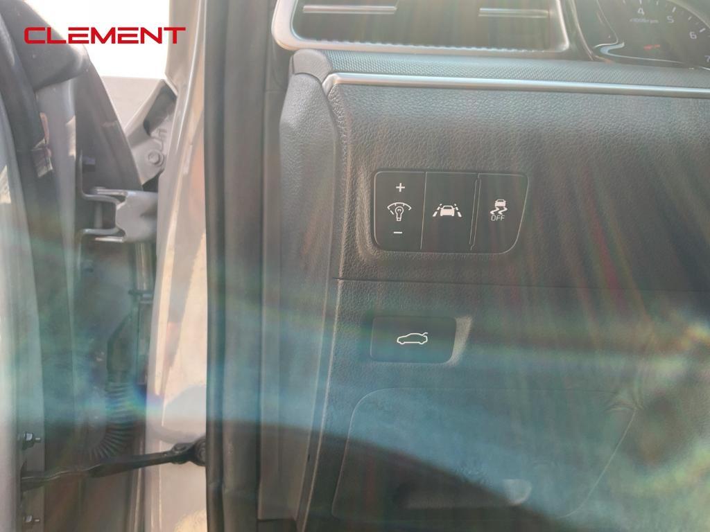 used 2022 Kia K5 car, priced at $25,500