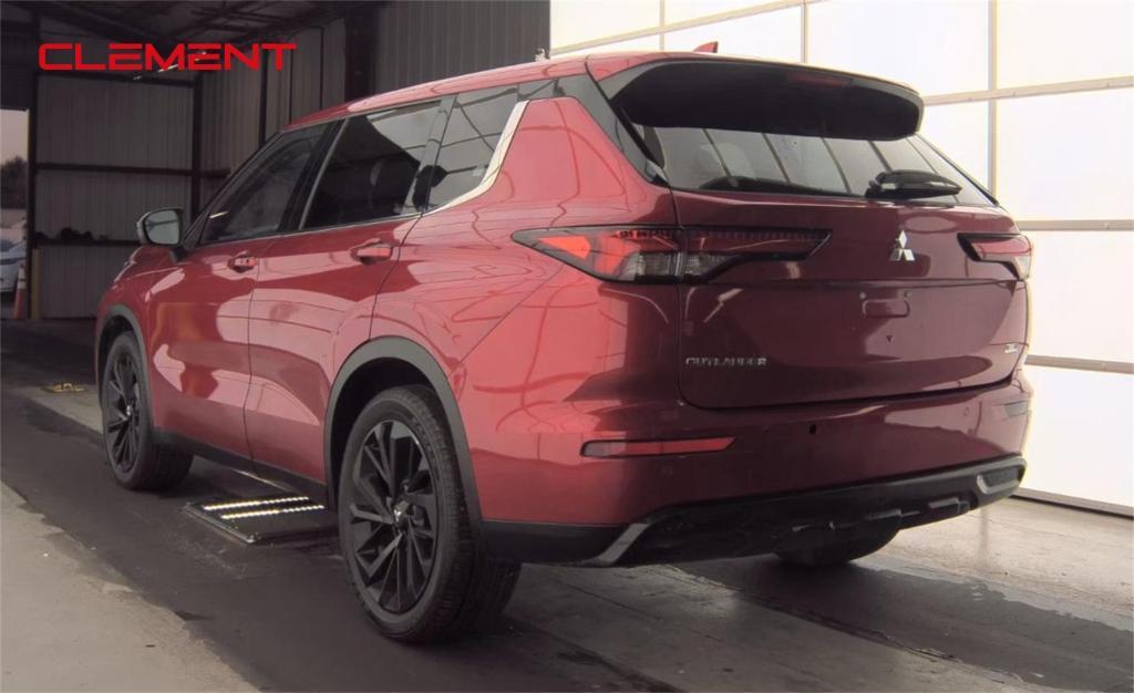 used 2023 Mitsubishi Outlander car, priced at $21,750