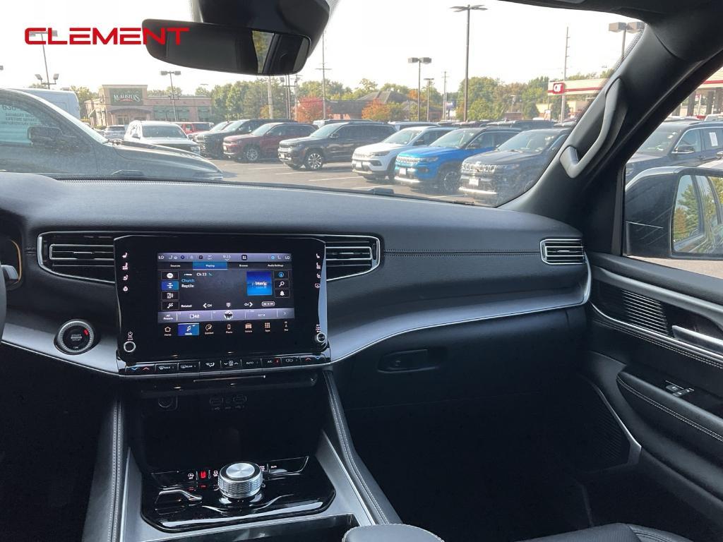 new 2025 Jeep Wagoneer car, priced at $62,176