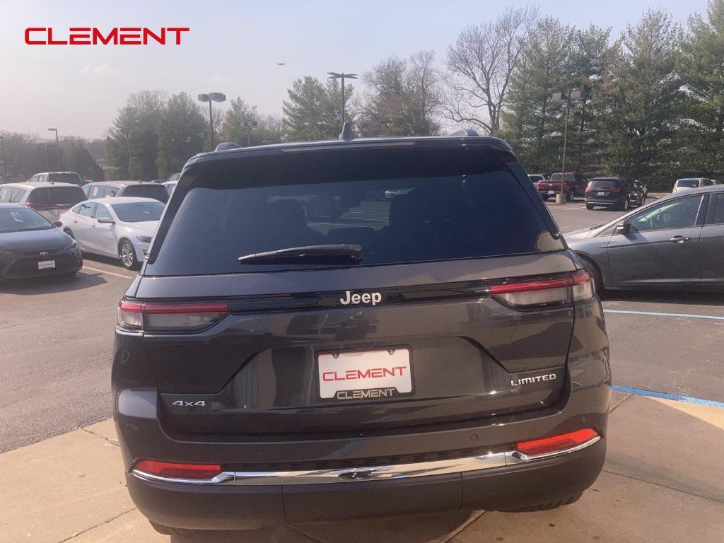 new 2025 Jeep Grand Cherokee car, priced at $43,069