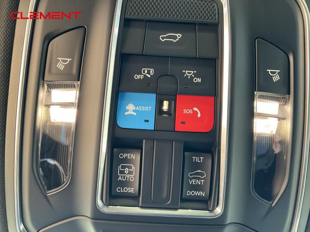 new 2025 Jeep Grand Cherokee car, priced at $43,599