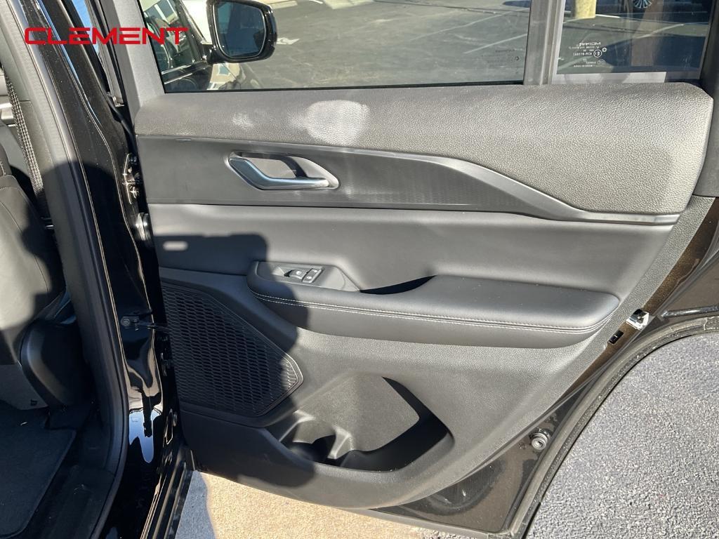 new 2025 Jeep Grand Cherokee car, priced at $43,599