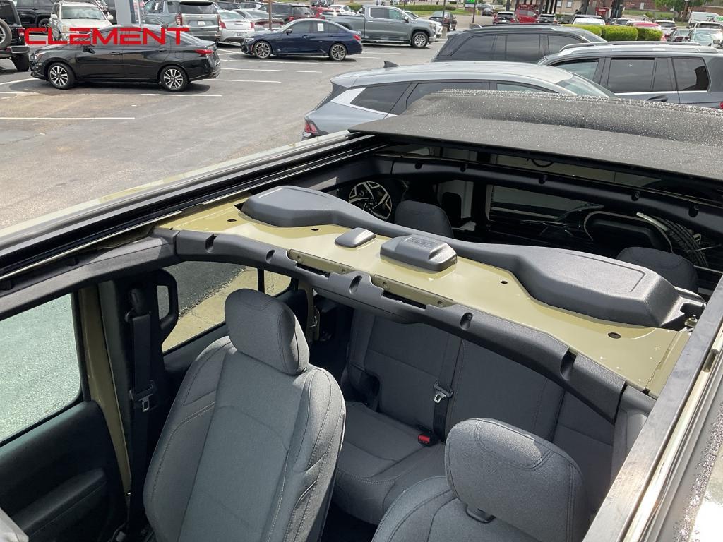 new 2025 Jeep Wrangler car, priced at $45,929