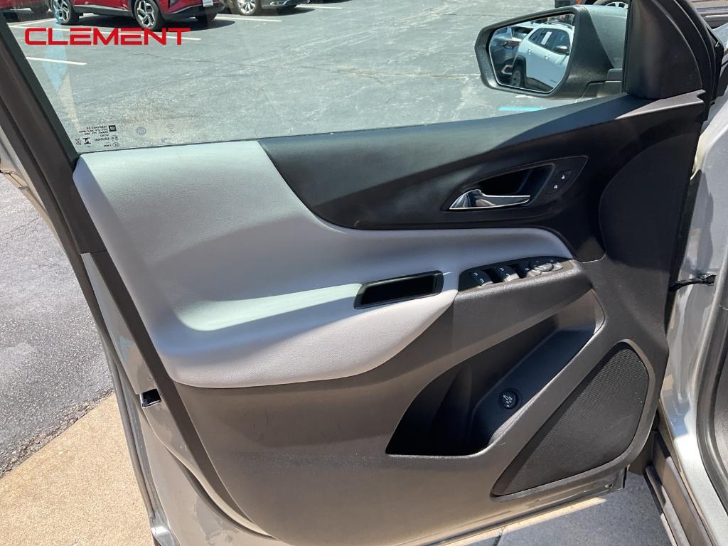 used 2023 Chevrolet Equinox car, priced at $24,900