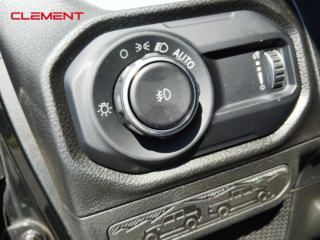 new 2024 Jeep Wrangler car, priced at $71,653