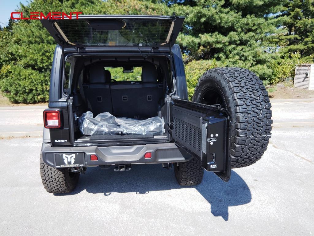new 2024 Jeep Wrangler car, priced at $71,653