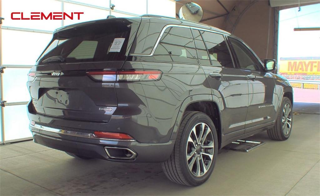 used 2022 Jeep Grand Cherokee car, priced at $34,997