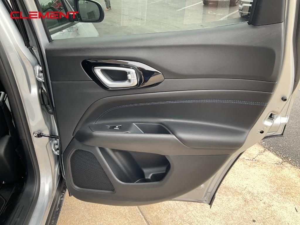 new 2025 Jeep Compass car, priced at $30,958
