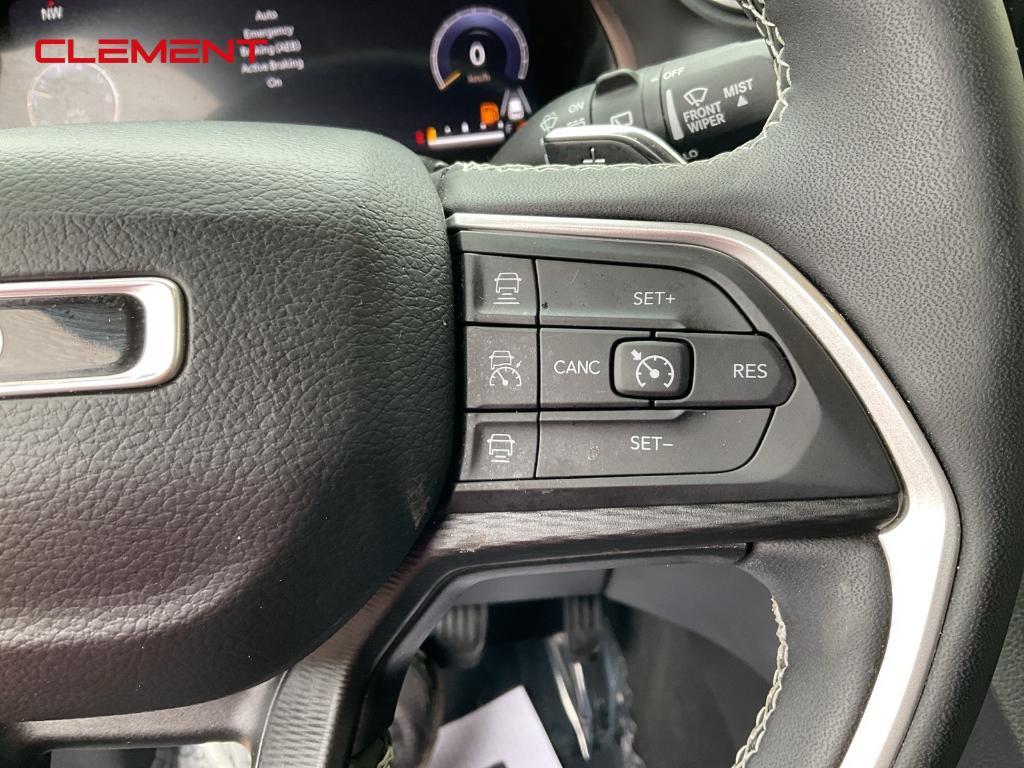used 2023 Jeep Grand Cherokee car, priced at $28,267