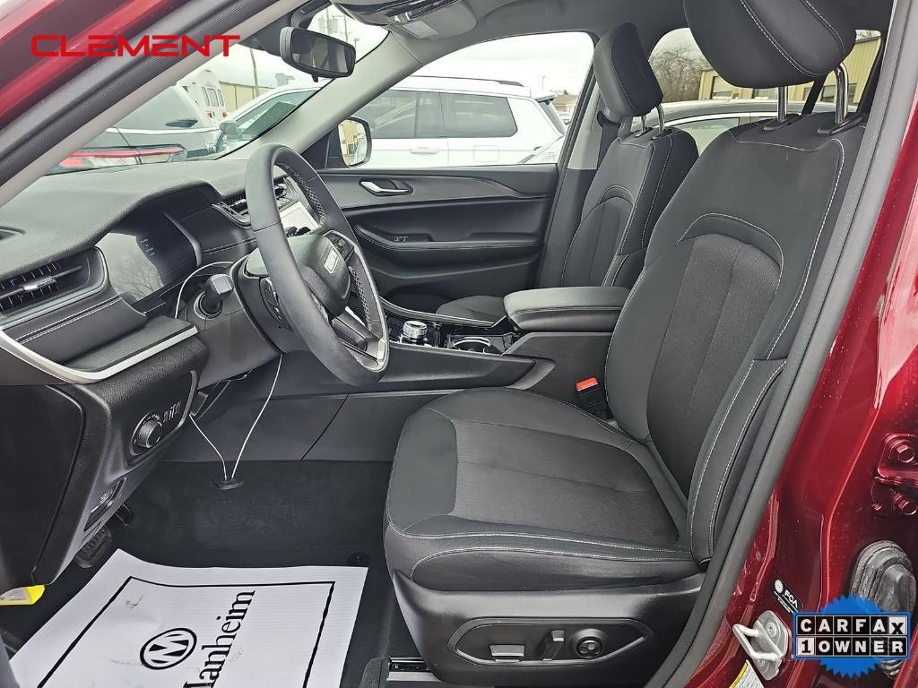 used 2023 Jeep Grand Cherokee car, priced at $28,267