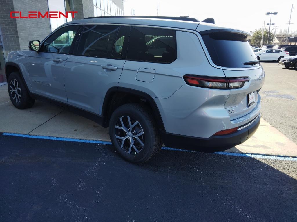 new 2025 Jeep Grand Cherokee L car, priced at $42,548